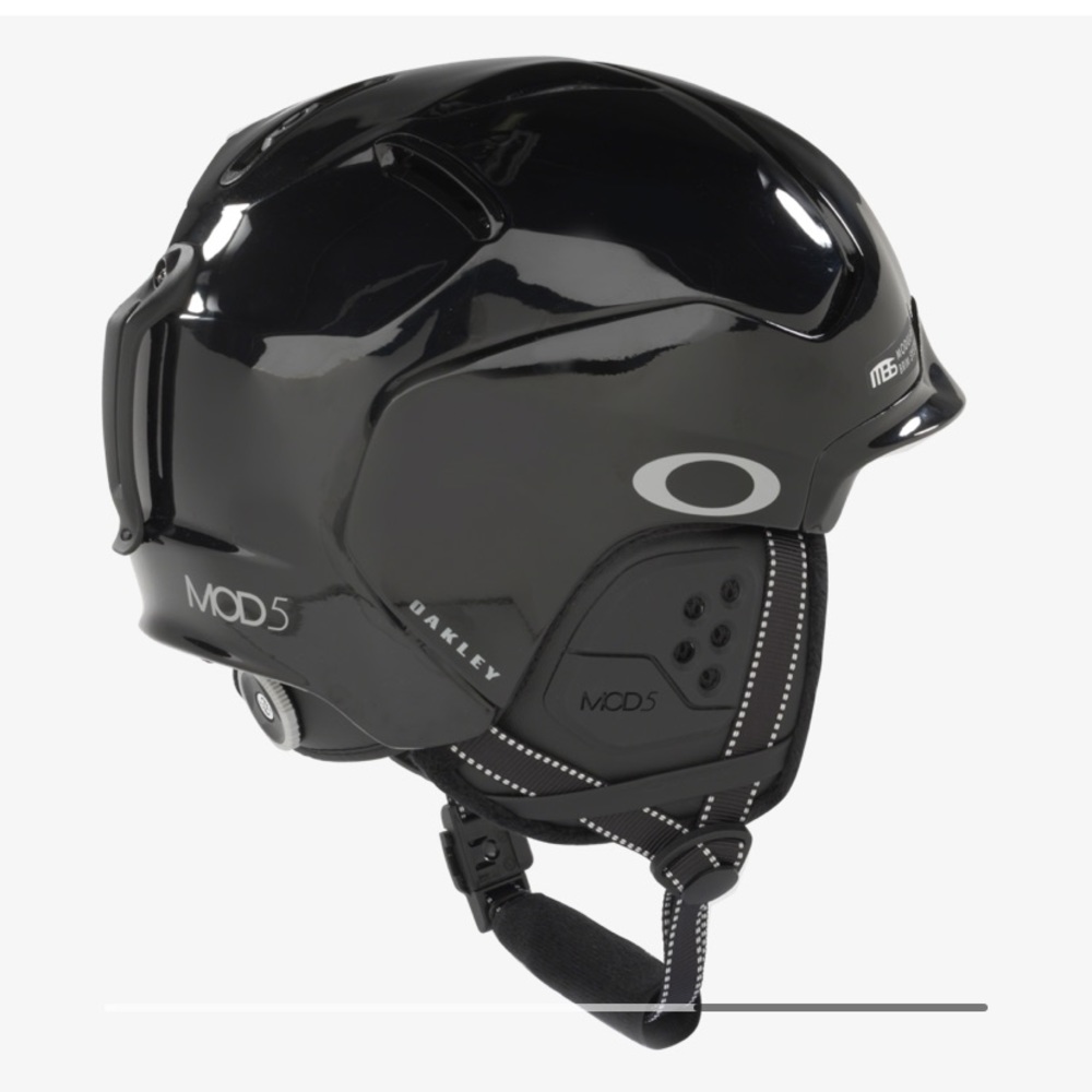 Oakley Mod5 Ski/Snowboard helmet